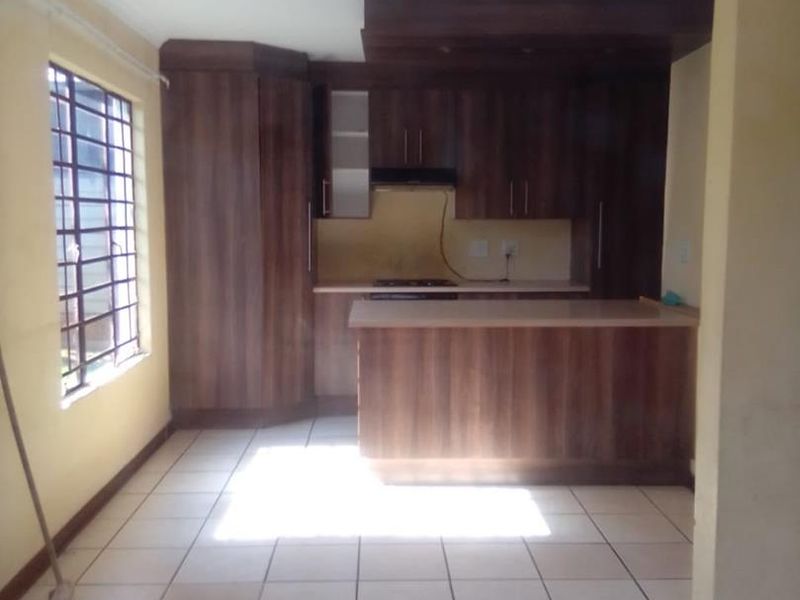 3 Bedroom house is available for Rental - Photo 7