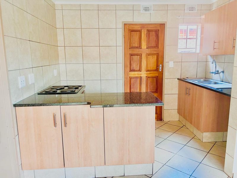 Home for sale - Photo 6