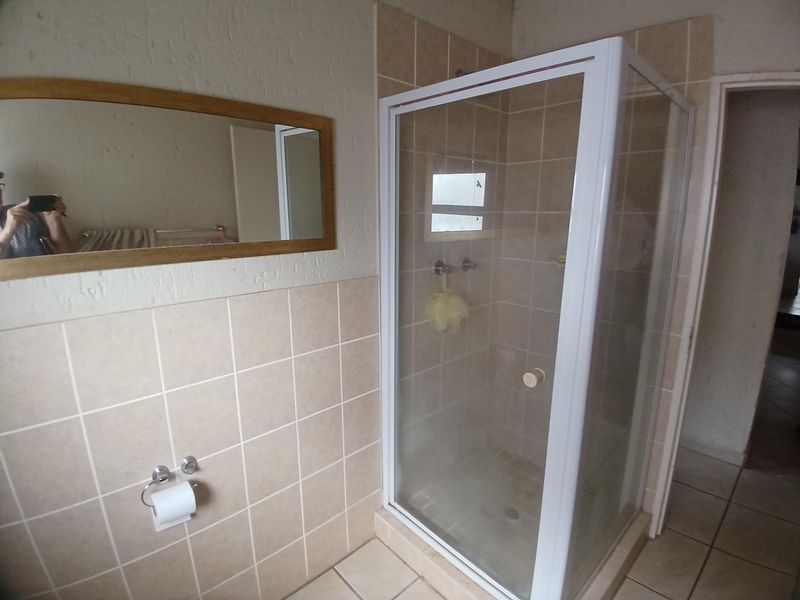 Excellent value for money!               North Facing 166mÂ2 2 Bedroom, 3 bathroom loft apartment - Photo 4