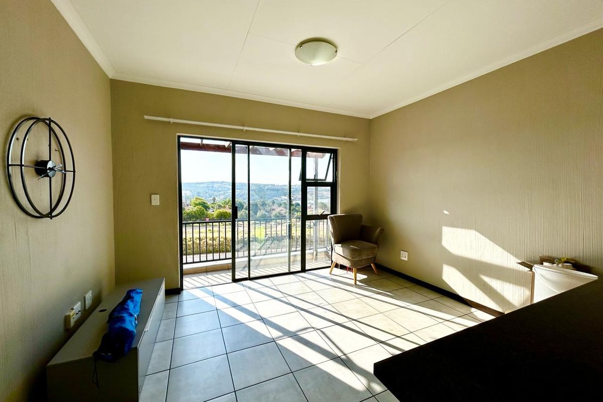 Prime Location Alert: Stylish 1 Bed Unit in Grange Park, Barbeque Downs - Photo 5