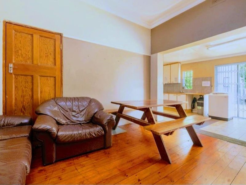 WELL MAINTENED PROPERTY FOR SALE AT THE BORDER OF BRIXTON AND AUCKLAND PARK GOOD FOR STUDENTS ACCOMM - Photo 3