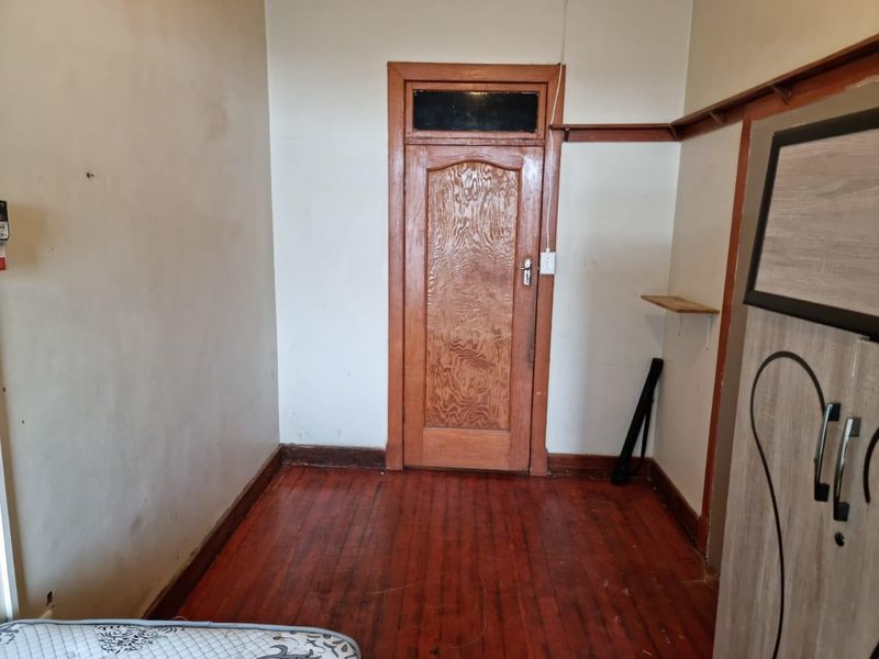 WELL MAINTENED PROPERTY FOR SALE AT THE BORDER OF BRIXTON AND AUCKLAND PARK GOOD FOR STUDENTS ACCOMM - Photo 9