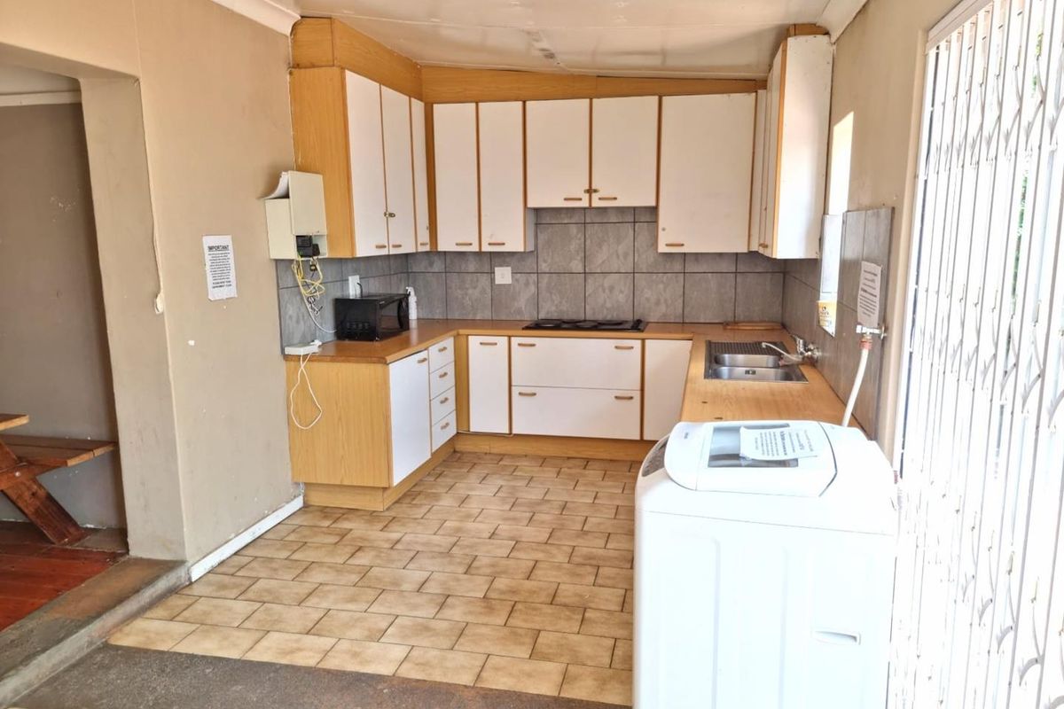 WELL MAINTENED PROPERTY FOR SALE AT THE BORDER OF BRIXTON AND AUCKLAND PARK GOOD FOR STUDENTS ACCOMM - Photo 5