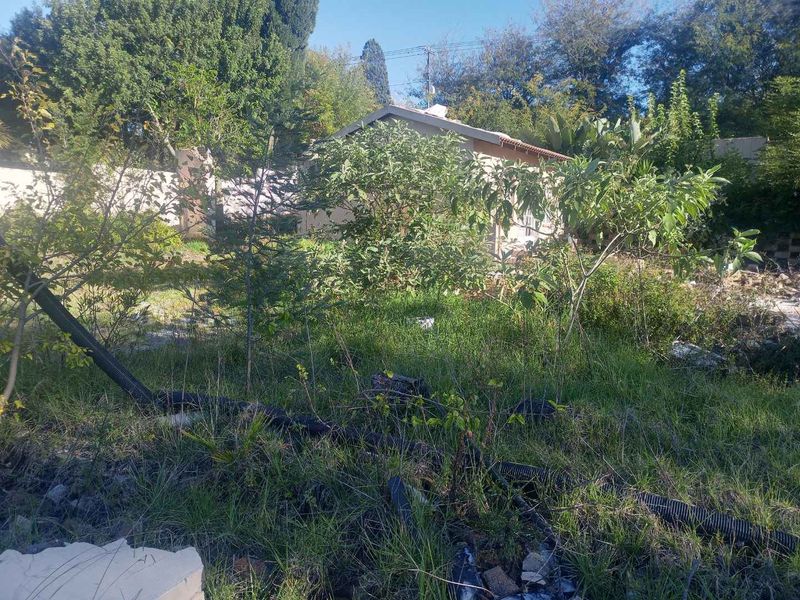 Start now your Construction project with this fully 4,000m2 fully rezoned Stand. - Photo 3