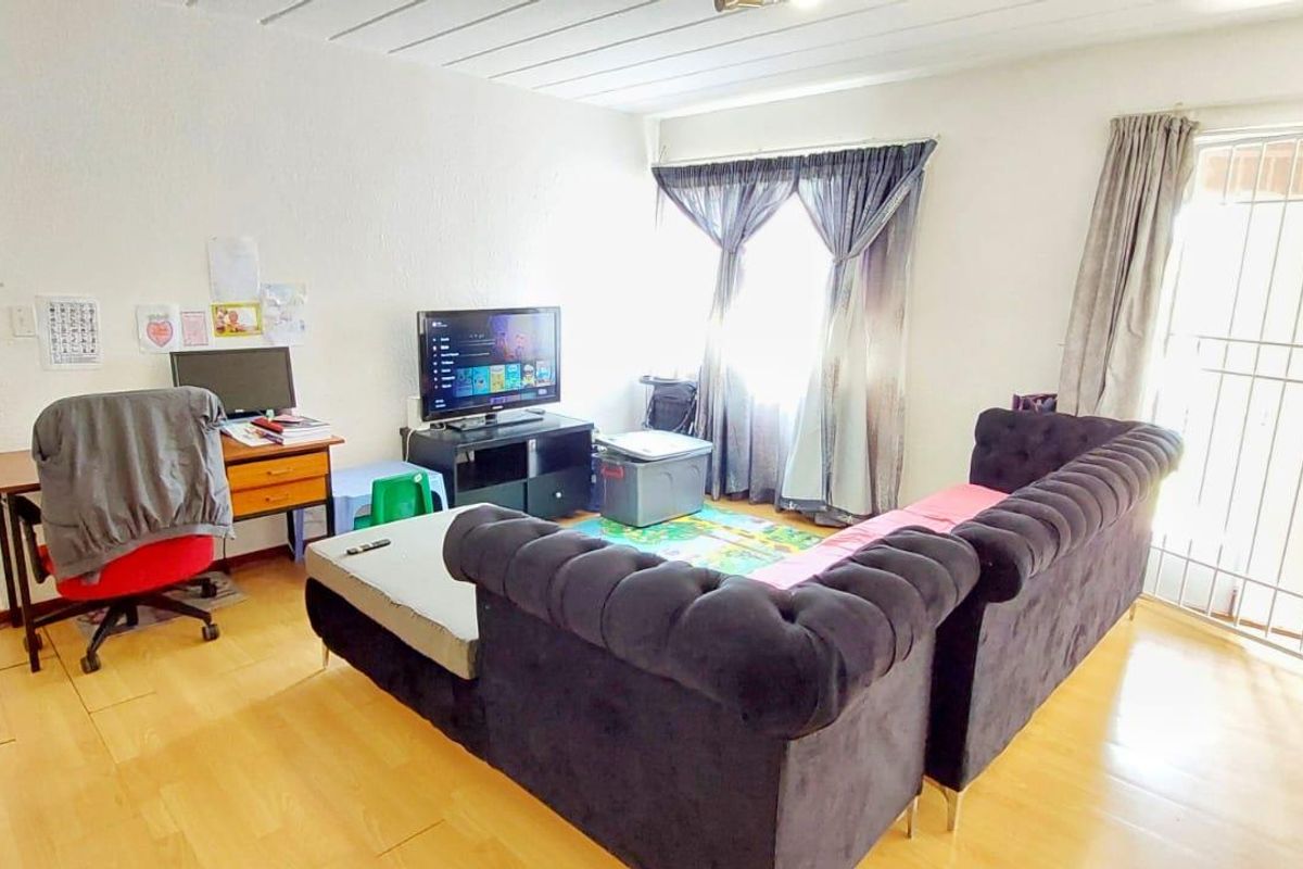 Ideal Investment Opportunity in Vibrant Vorna Valley - Photo 5