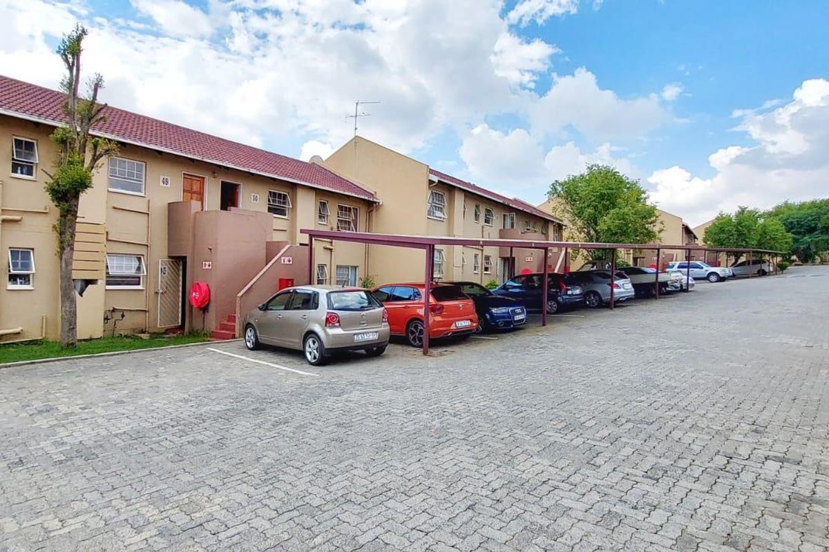 Ideal Investment Opportunity in Vibrant Vorna Valley - Photo 2