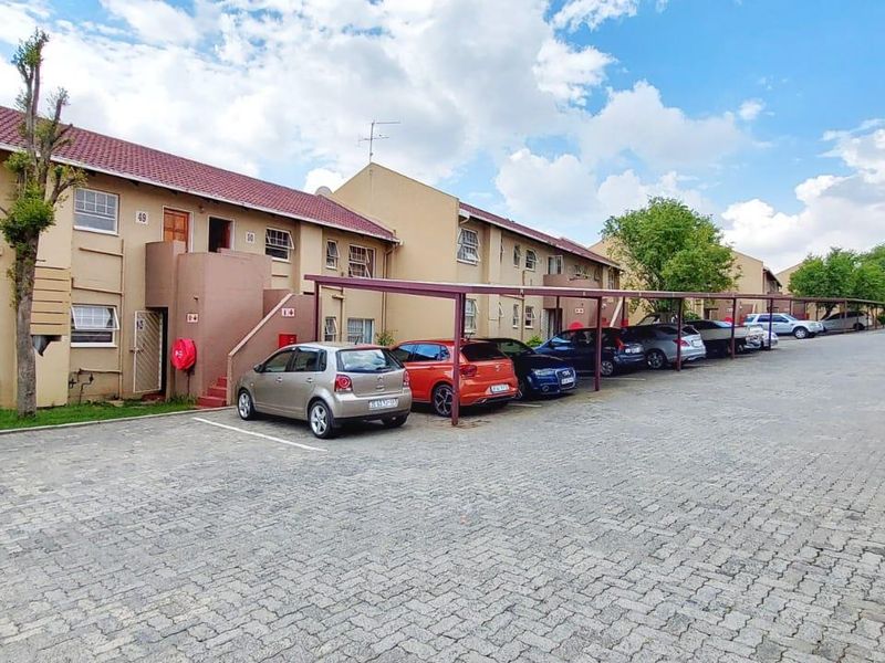 Ideal Investment Opportunity in Vibrant Vorna Valley - Photo 2