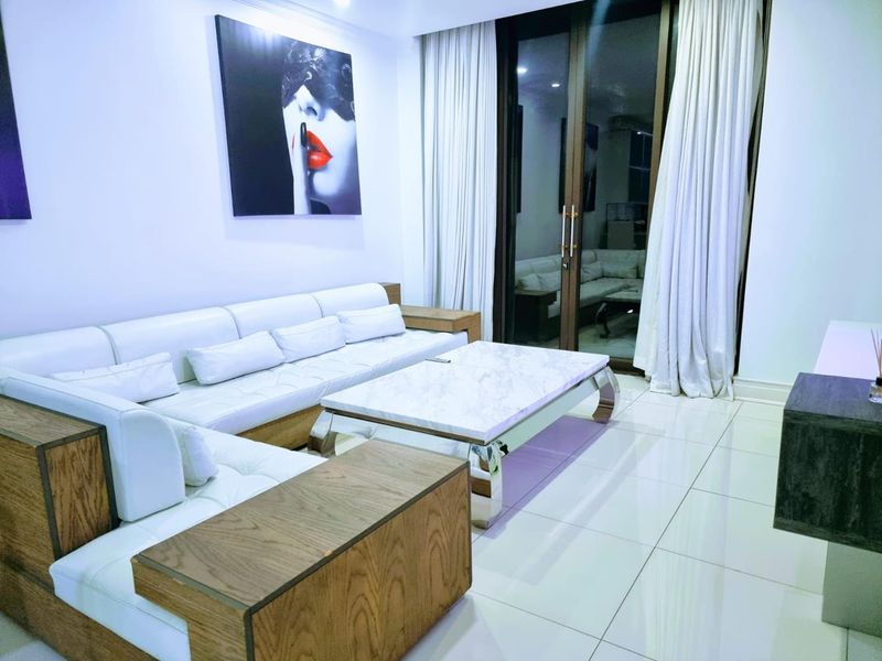A LARGE LUXURIOUS 1 BEDROOM DUPLEX FOR SALE IN THE HEART OF SANDTON IN MICHELANGELO FOR R 3.200.000 - Photo 3