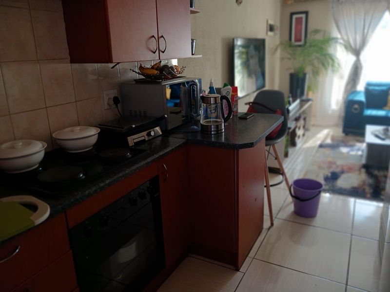 2 Bedroom Apartment in Clarina - Photo 5