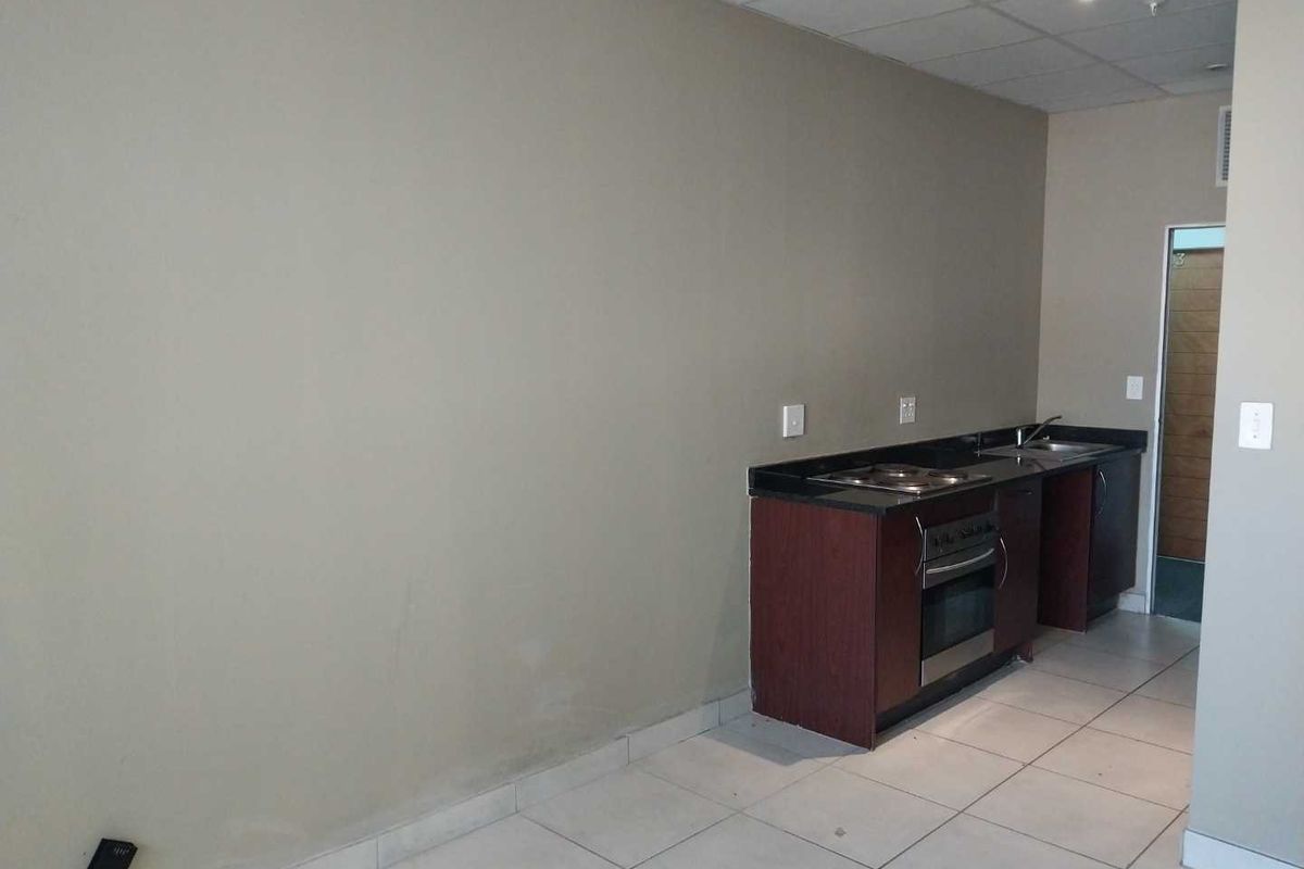 Bachelor Apartment For Sale In Johannesburg Central! - Photo 5
