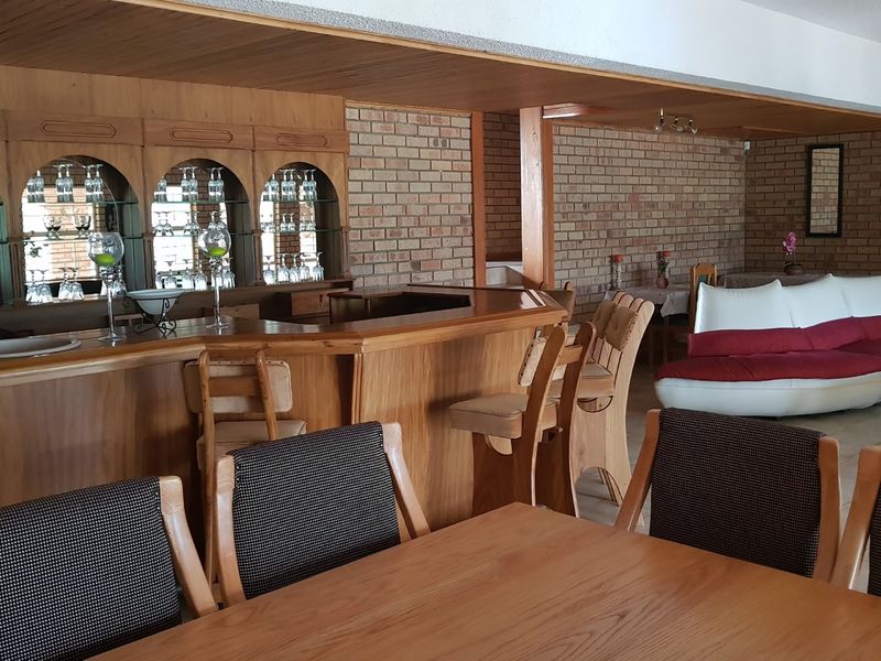 Pure luxury property on the River. - Photo 4