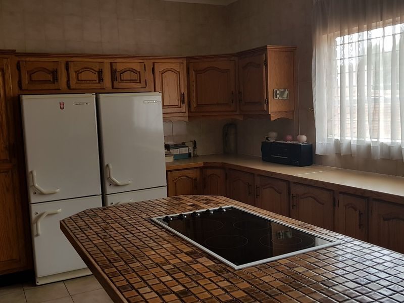 Pure luxury property on the River. - Photo 7