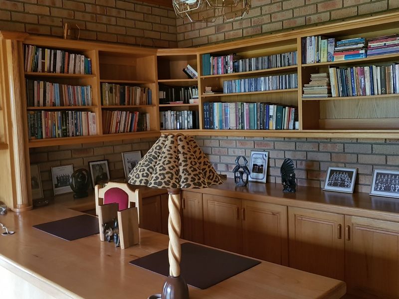 Pure luxury property on the River. - Photo 6