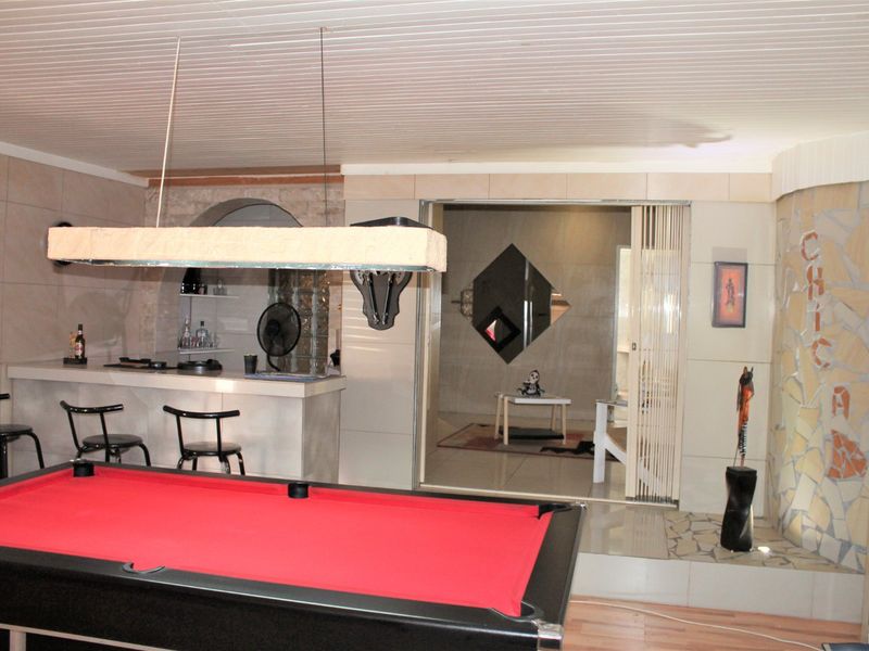 This lovely property has more than meets the eye!! - Photo 6