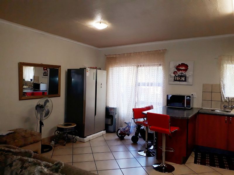 Modern townhouse in Vaalpark - Photo 8