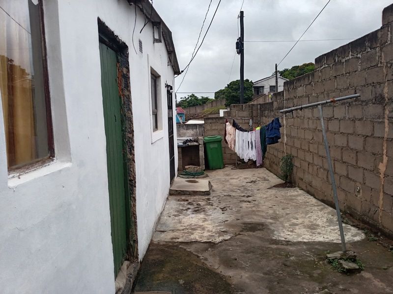 House For Sale In Amanzimtoti - Photo 10