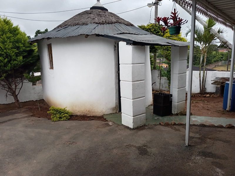 House For Sale In Amanzimtoti - Photo 8
