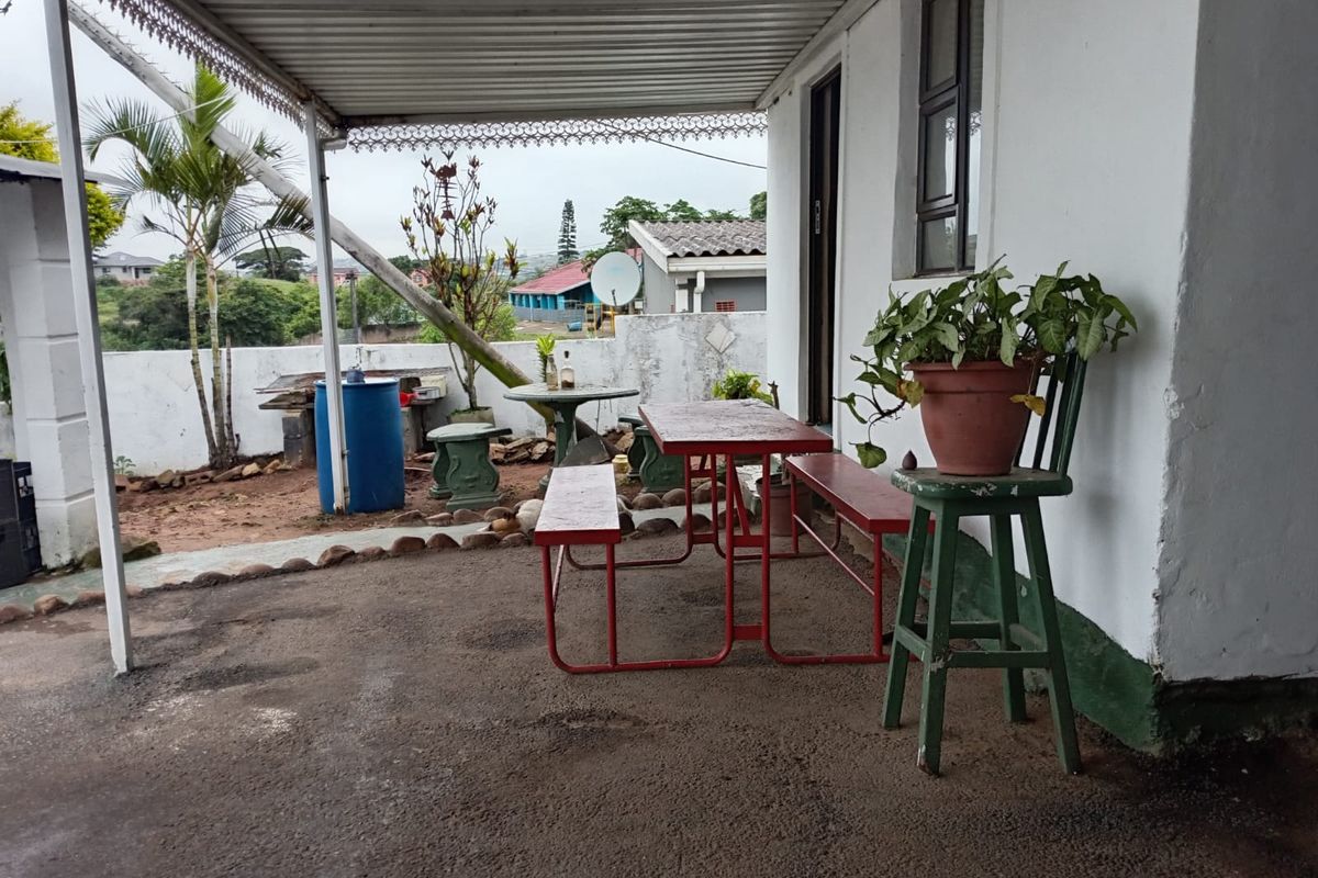 House For Sale In Amanzimtoti - Photo 3