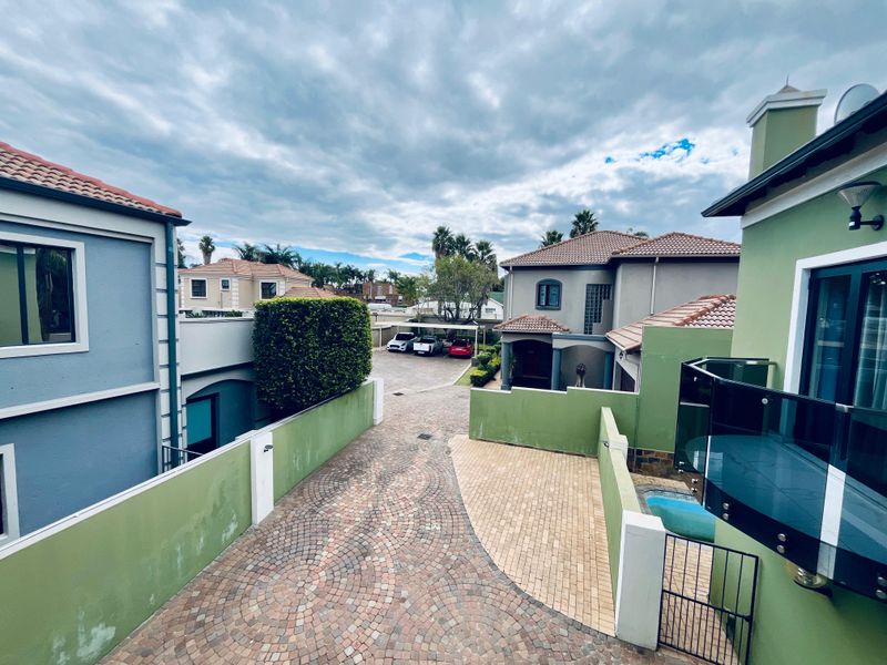 calling all the investors to came and see this property - Photo 10