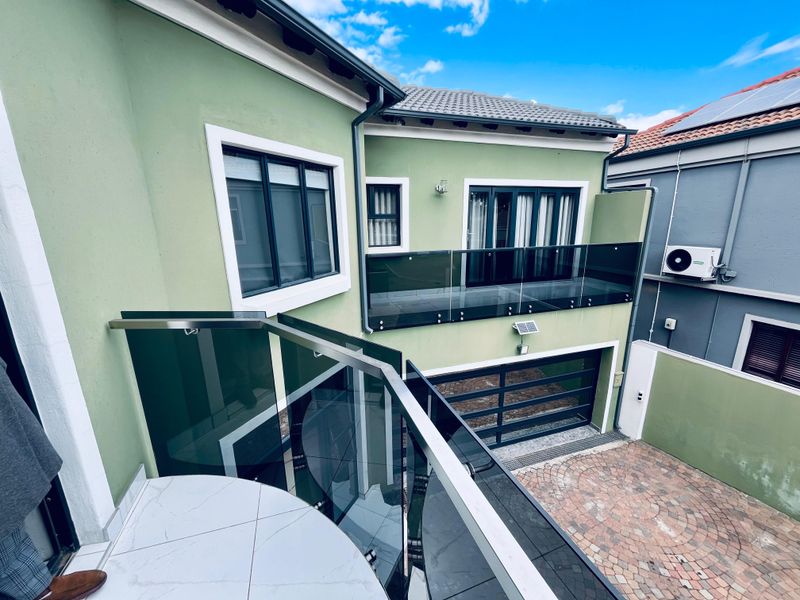 calling all the investors to came and see this property - Photo 2