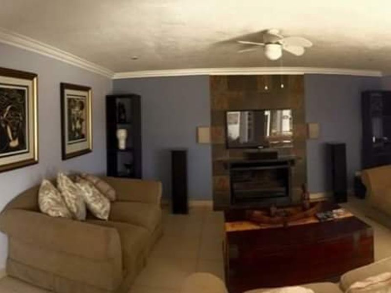 Luxury and Tranquility - Photo 2