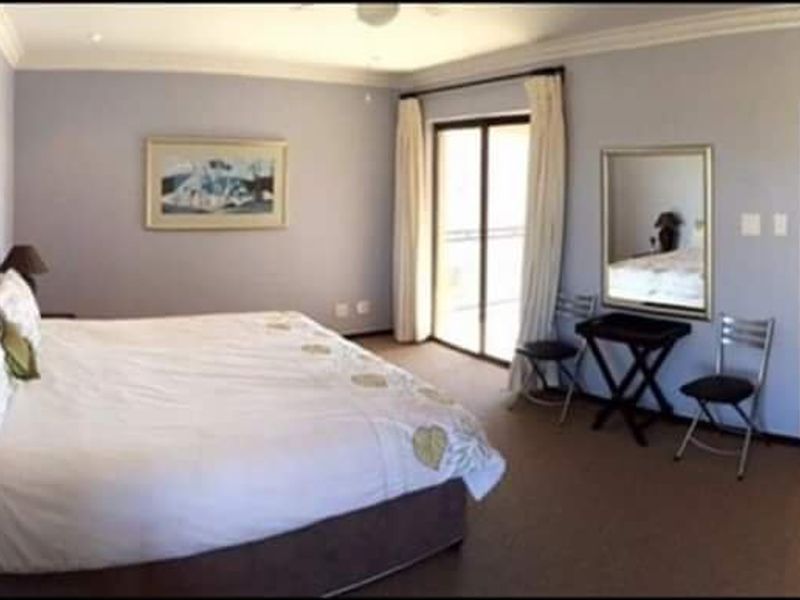 Luxury and Tranquility - Photo 9