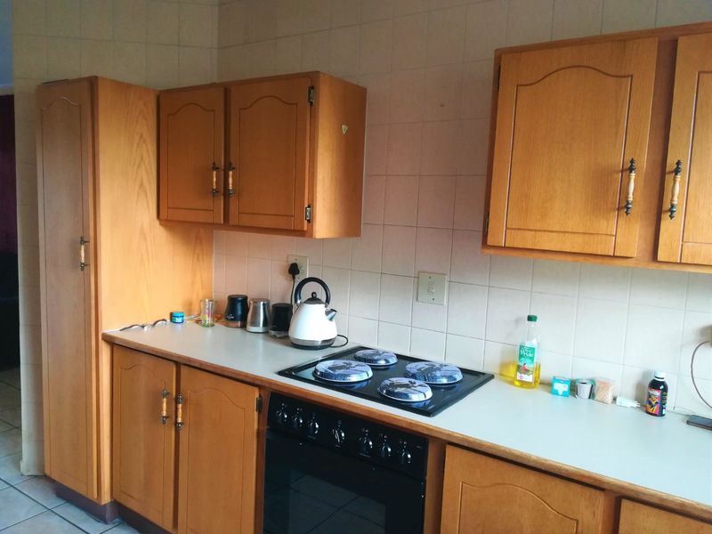 Flat for Sale - Photo 4