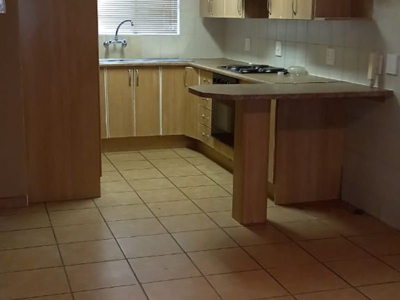 Modern townhouse in Vaalpark - Photo 4