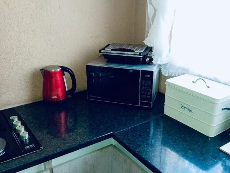 calling all the investors to came and see this property - Photo 5