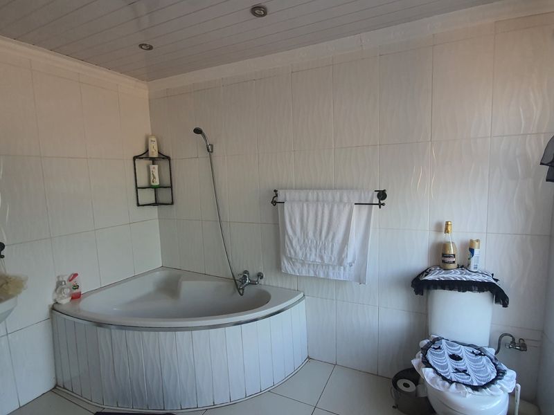 New to the market!! - Photo 6