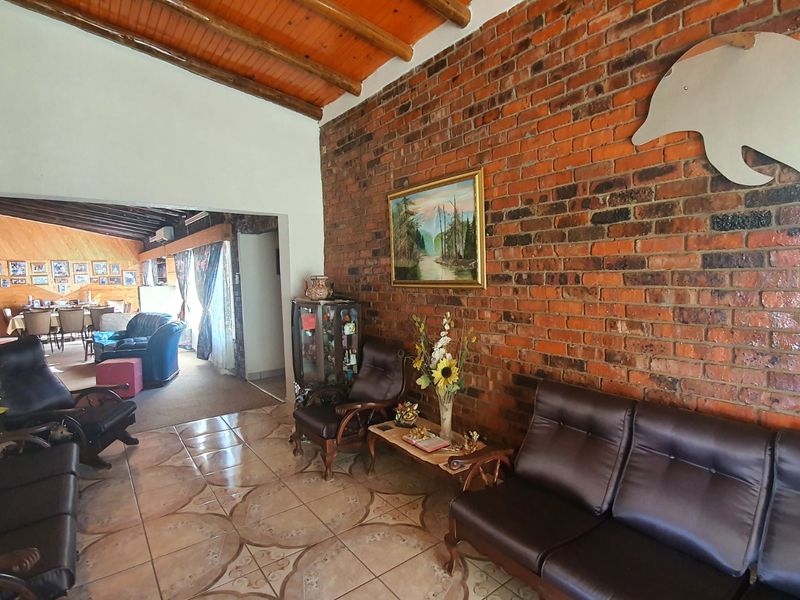 New to the market!! - Photo 2