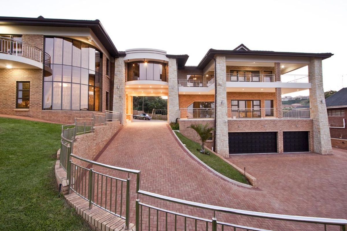 Luxurious Home in the heart of Ballito - Photo 4