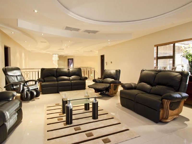 Luxurious Home in the heart of Ballito - Photo 8
