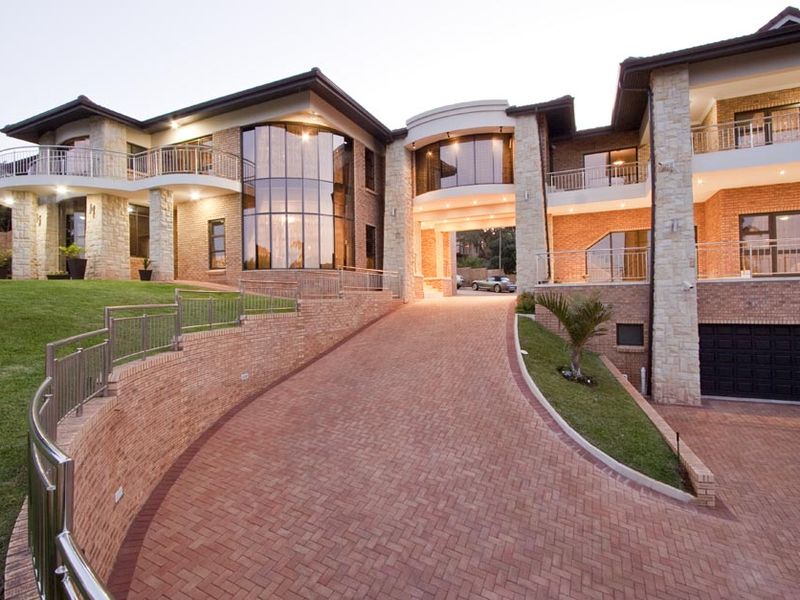Luxurious Home in the heart of Ballito - Photo 5
