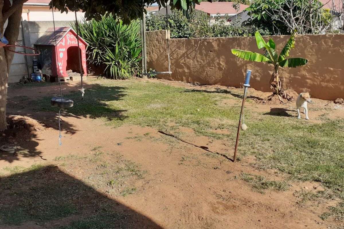 Ideal for two families or as an investment property! - Photo 3