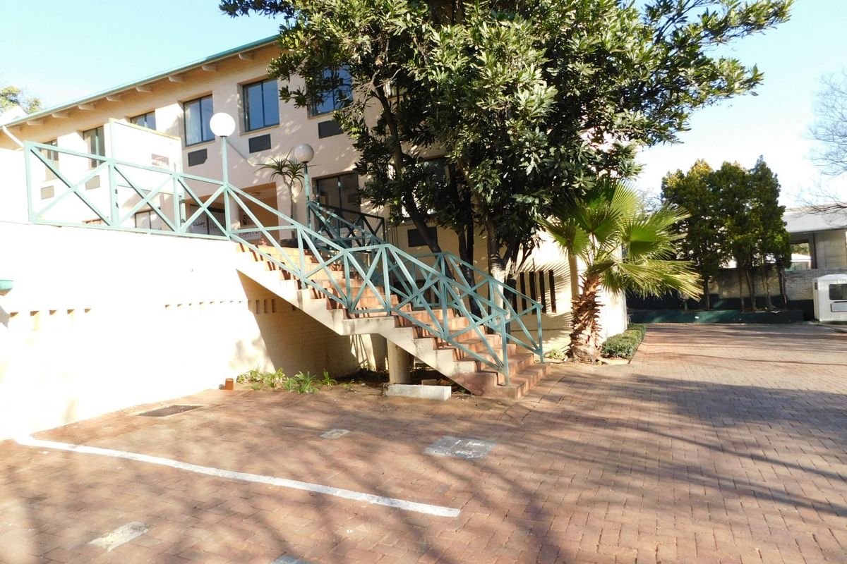 Bright Offices Available Now In The Randburg Business Area. - Photo 3