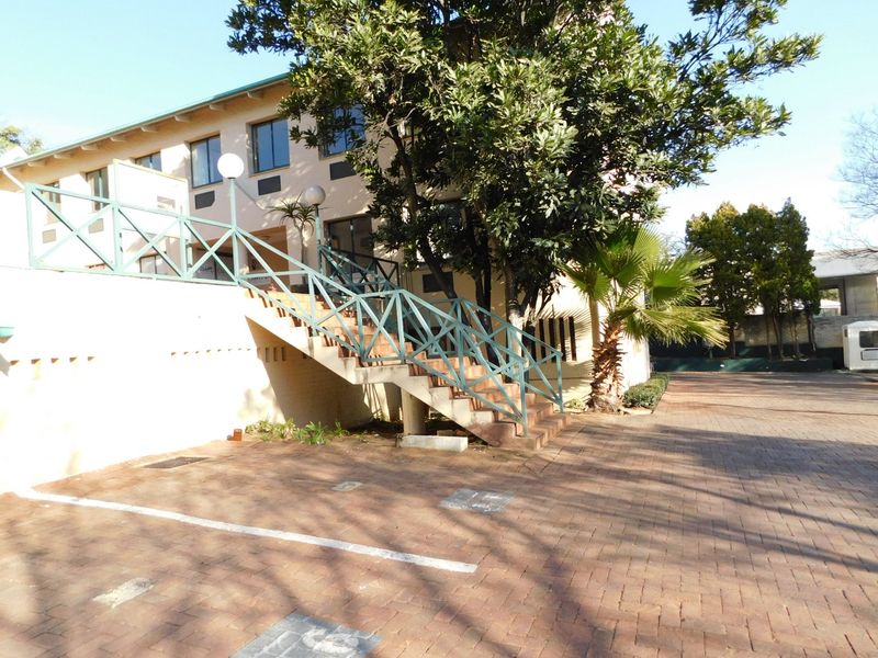Bright Offices Available Now In The Randburg Business Area. - Photo 3