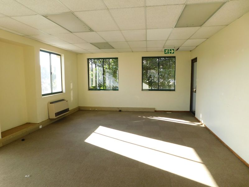Bright Offices Available Now In The Randburg Business Area. - Photo 9