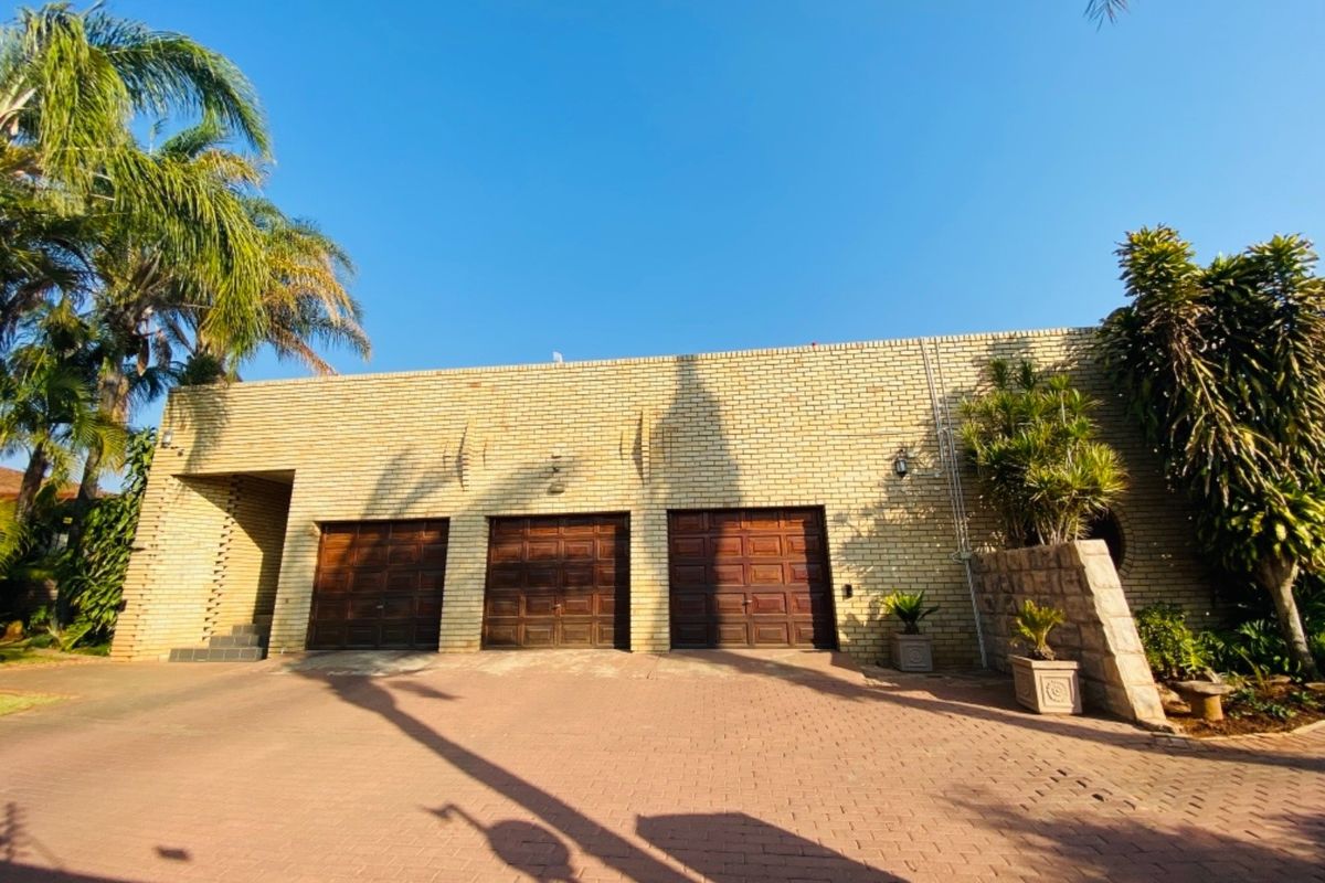 5 Bedroom House for Sale in Bendor - Photo 3