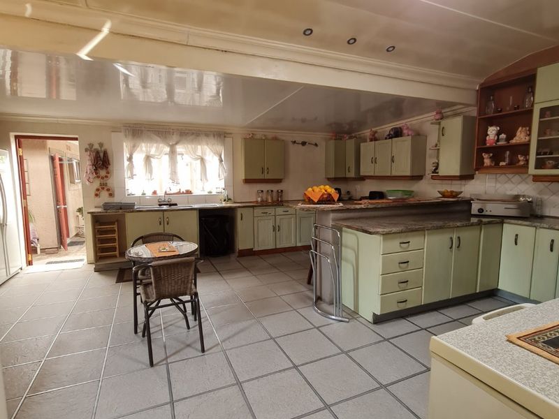 Perfectly Priced!! - Photo 8