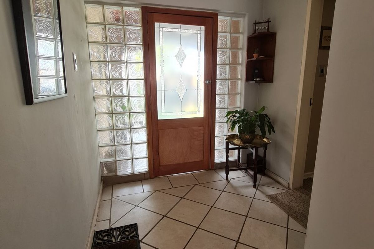 Perfectly Priced!! - Photo 3