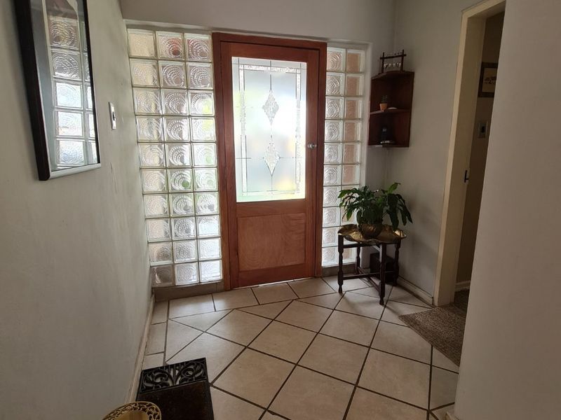 Perfectly Priced!! - Photo 3