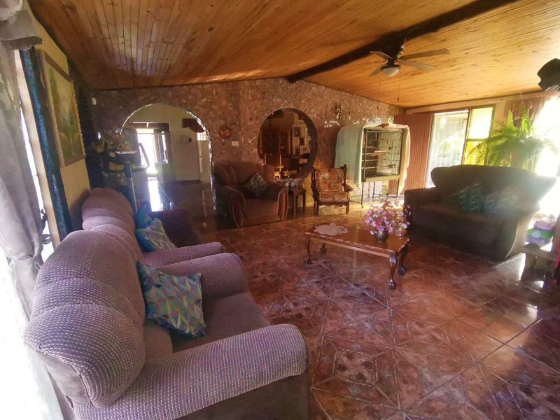 WHAT MORE DO YOU WANT THEN THIS 8.9 HA PLOT WITH 2 MIAN HOUSES, 3 FLATS AND A WENDY FLAT - Photo 10