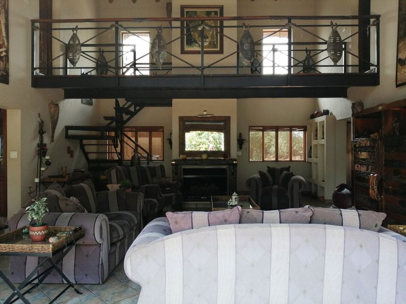 Miraculous, Elegant Estate Property situated @ Secure nature Reserve. - Photo 7