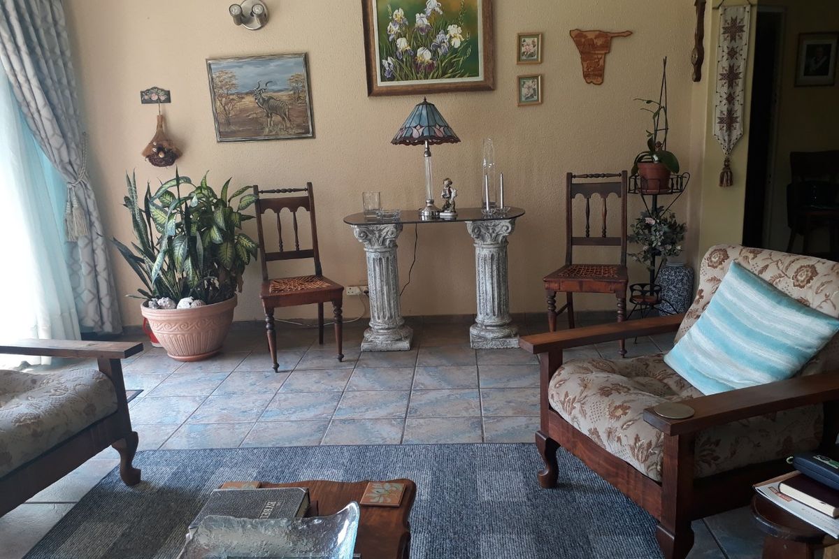 Property for sale in prime area in Vaalpark - Photo 3