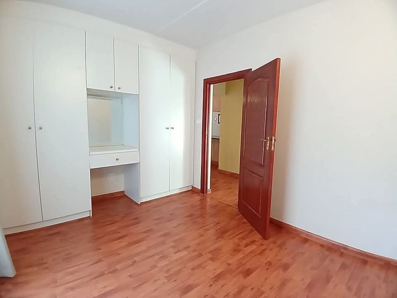 Modern townhouse for sale in Sasolburg close to shopping centers - Photo 4