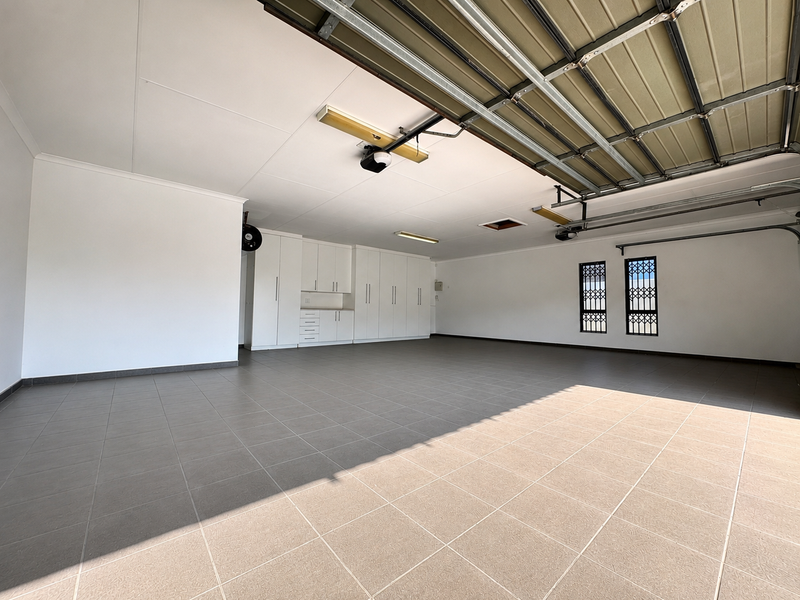 Spacious Family Home with Endless Potential in Bankenveld Golf Estate - Photo 6