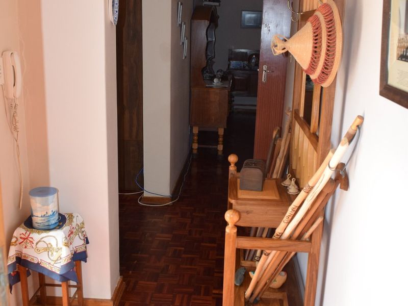 Super neat family home in prime area. close to Sasolburg Boulevard. - Photo 3