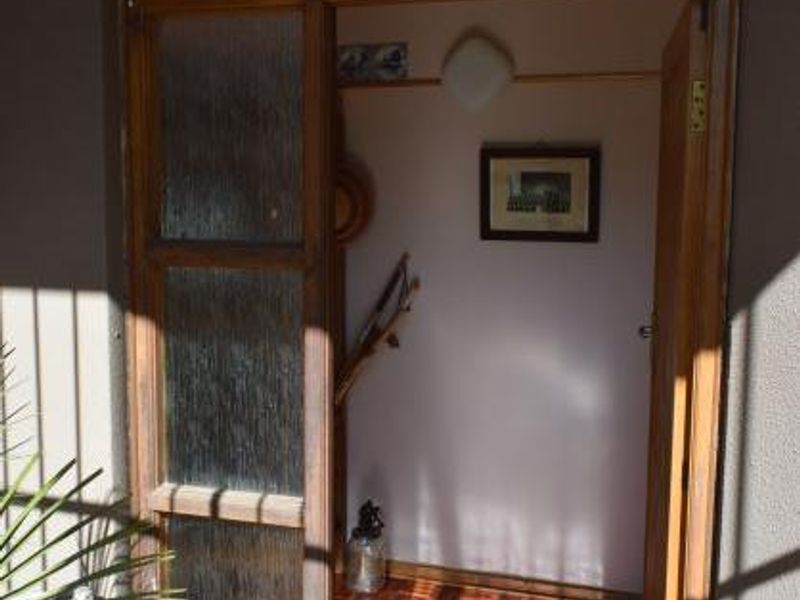 Super neat family home in prime area. close to Sasolburg Boulevard. - Photo 2