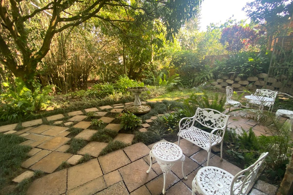 Immaculate property in Meerensee - Photo 5